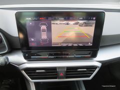 SEAT Leon 1.5 eTSI FR DSG Infotain Fahrass Rfk Pano SEAT Leon 1.5 eTSI FR DSG Infotain Fahrass Rfk Pano