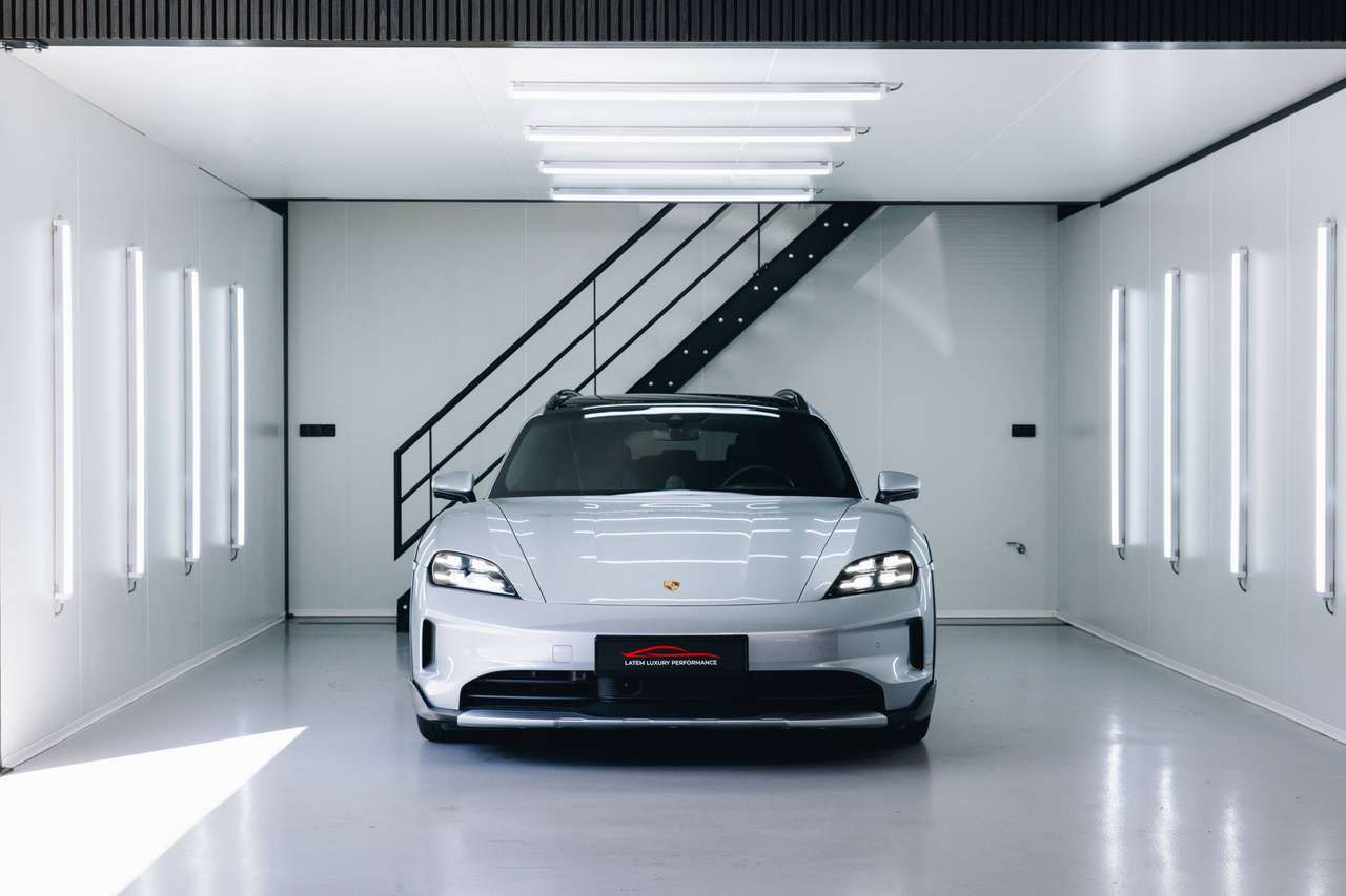 Porsche Taycan 4 Cross Turismo Pano BOSE ACC imagem 2