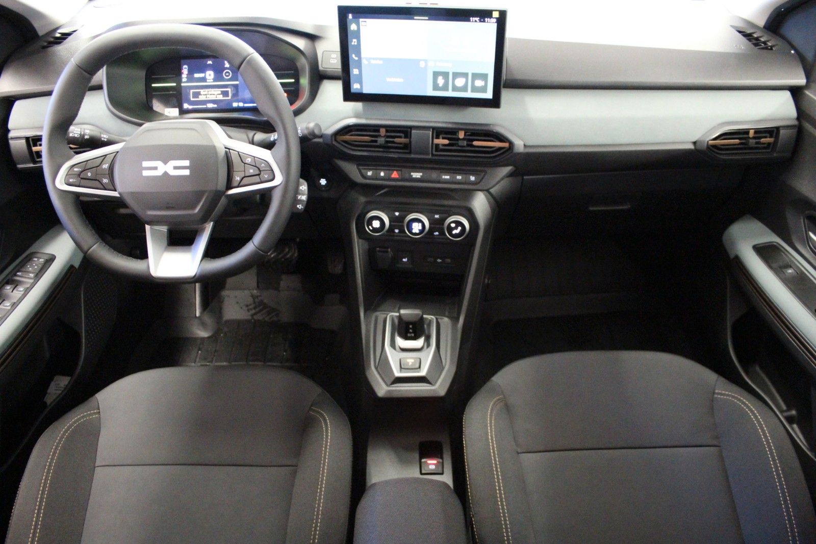 Fahrzeugabbildung Dacia Jogger Hybrid 155 Extreme 5-Sitzer MY 2026