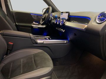 Mercedes GLB 180 - 12