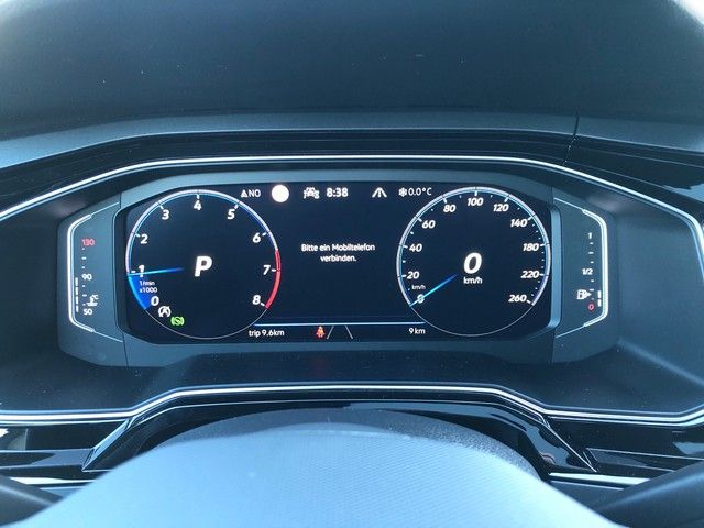 Fahrzeugabbildung Volkswagen Taigo 1.5TSI DSG R-Line PANO+MATRIX+ACC+PARKLNK+
