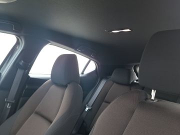 Mazda 3 2.0 SKYACTIV-G Selection HUD+Kam.+LED+Navi+SHZ