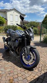 Yamaha FZ8  - Offers