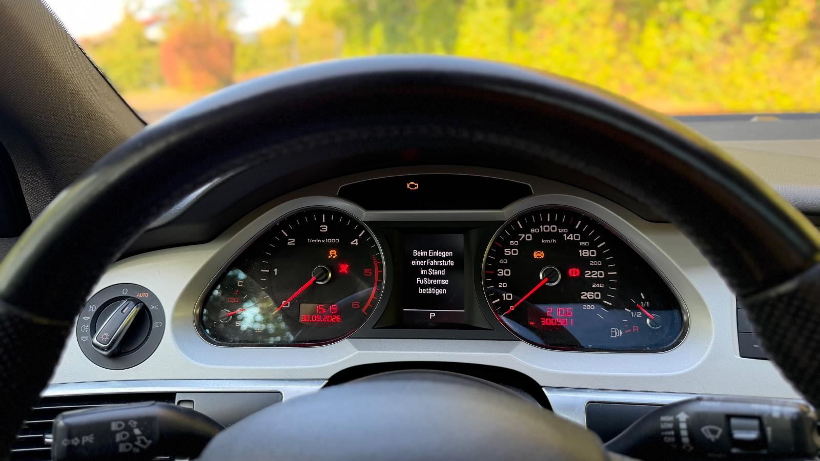 Audi Quattro 2011 — photo 15