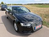 Audi A4 Avant Attraction*XENON*TEMPOMAT*NAVI* - Audi A4: Kombi, Attraction