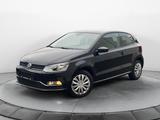 Volkswagen Polo V 1.2 TSI Highline KLIMA*SZHG*PDC*BT*USB - VW Polo Gebrauchtwagen in Düsseldorf