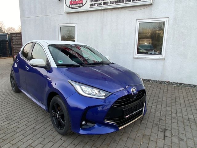 Toyota Yaris 1.5 Hybrid Style/LEDER/LED/KAMERA/EURO6/