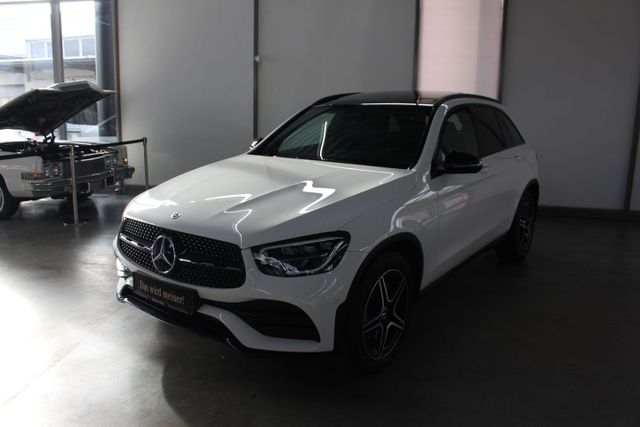 Vorschaubild von: Mercedes-Benz
GLC 200 4M AMG Standheizung Panorama AHK SHZ PTS