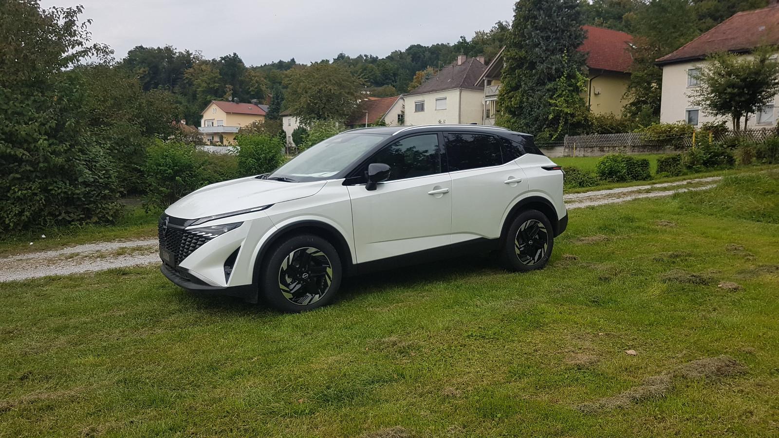 Nissan Qashqai  J12  N-Connecta 1.3 DIG-T Mild-Hybrid 1