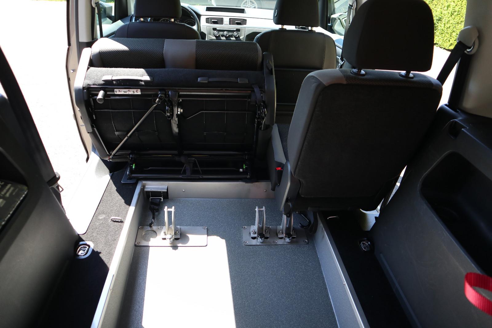 Volkswagen Caddy 1,4TSI DSG*rollstuhlgerecht*Wenderampe*AMF