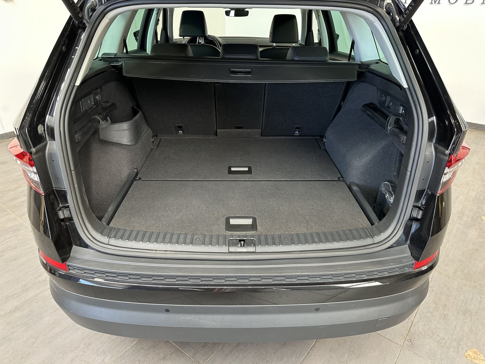 Fahrzeugabbildung SKODA Kodiaq 2.0 TDI DSG Style NAV+MATRIX+ACC+AHK+18ZO