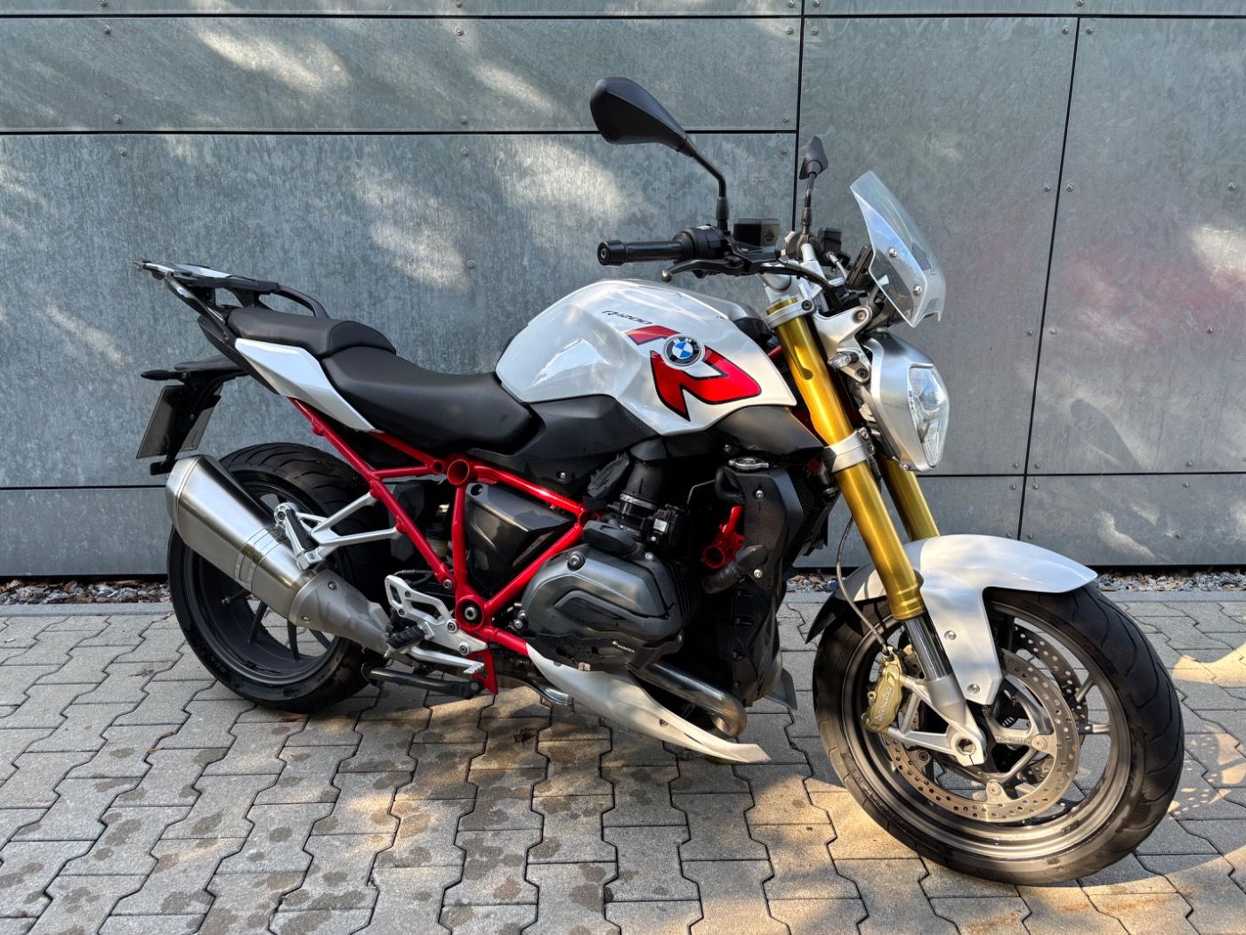 Fahrzeugabbildung BMW R 1200 R Dynamik-Paket
