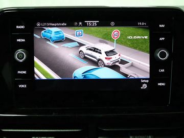 Volkswagen T-Roc 1.5 DSG R-Line Black AHK Pano Matrix Kame.