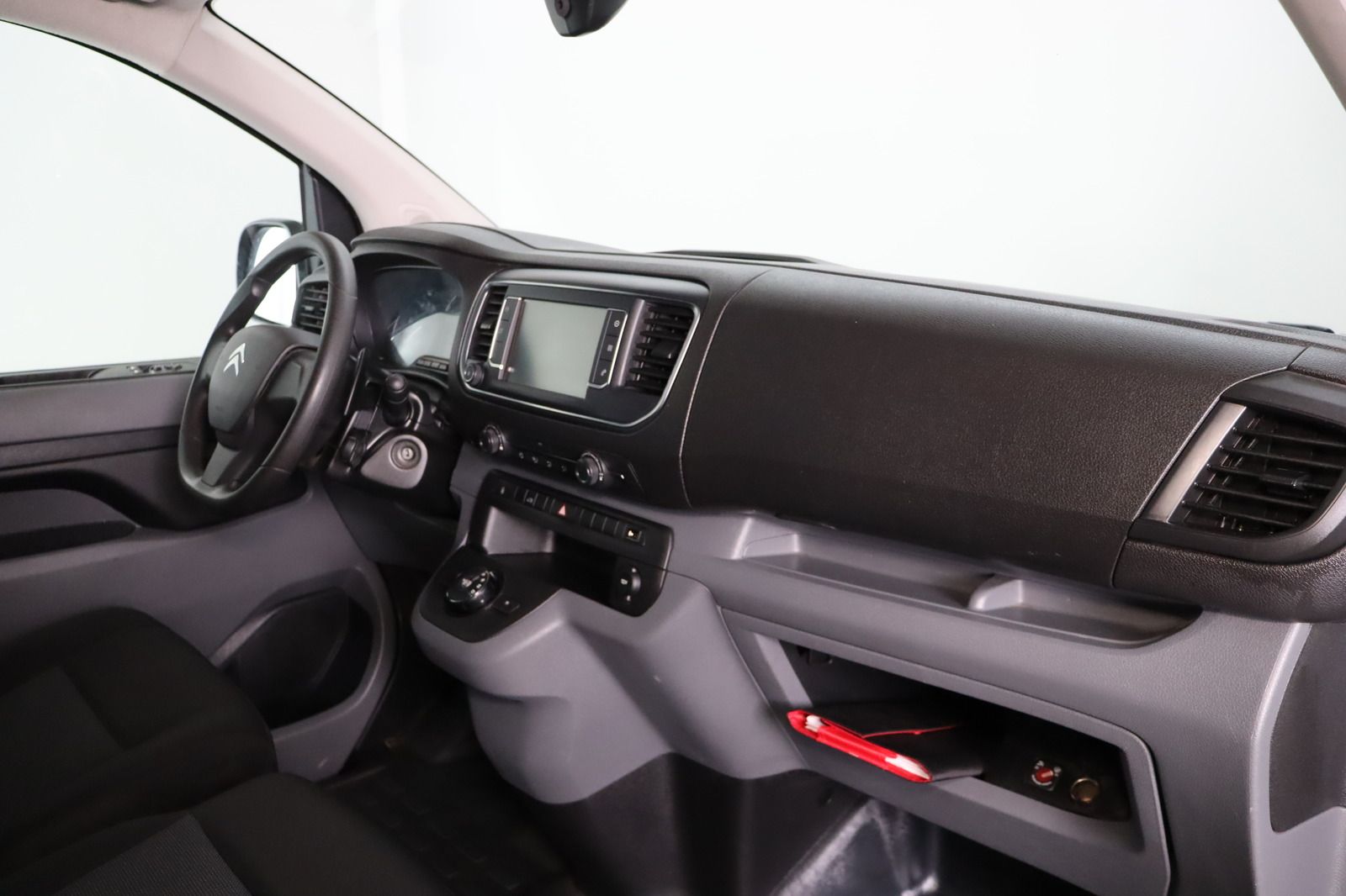 Fahrzeugabbildung Citroën Jumpy Kasten L3H1 * Klima * AHK