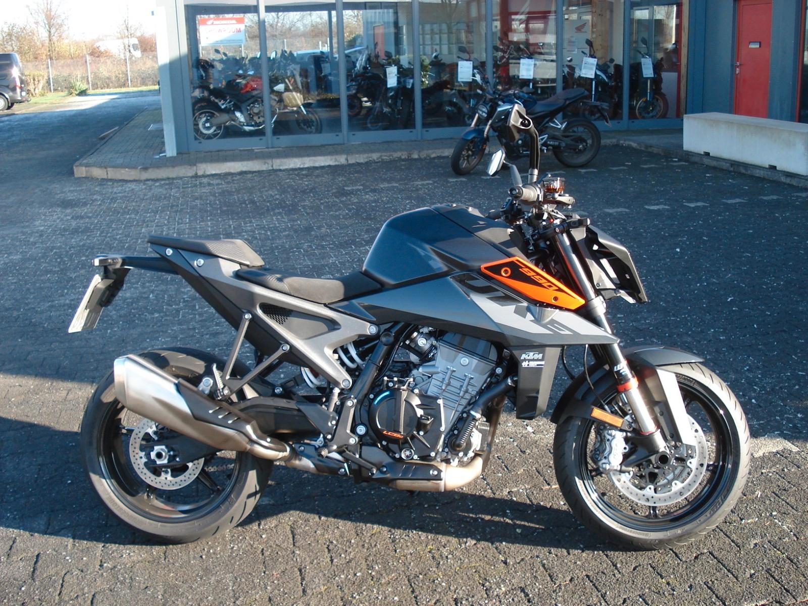 KTM 990 DUKE