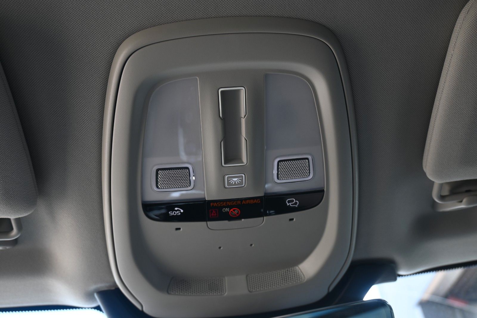 Fahrzeugabbildung Volvo XC90 T8 AWD Plus Dark*PANO*360°*HuD*H&K*ACC