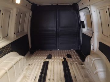 Volkswagen Caddy - 6