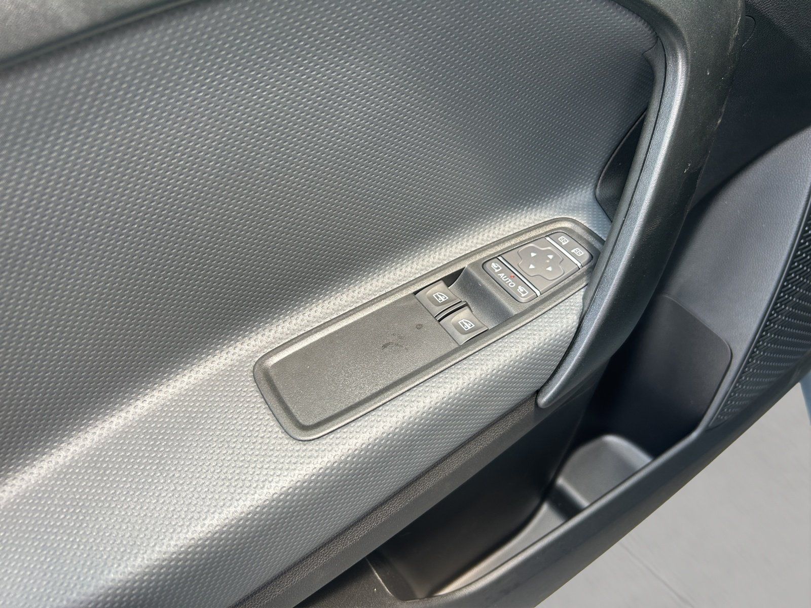 Fahrzeugabbildung Mercedes-Benz Mercedes-Benz Citan 112 CDI PRO Standard Klima L