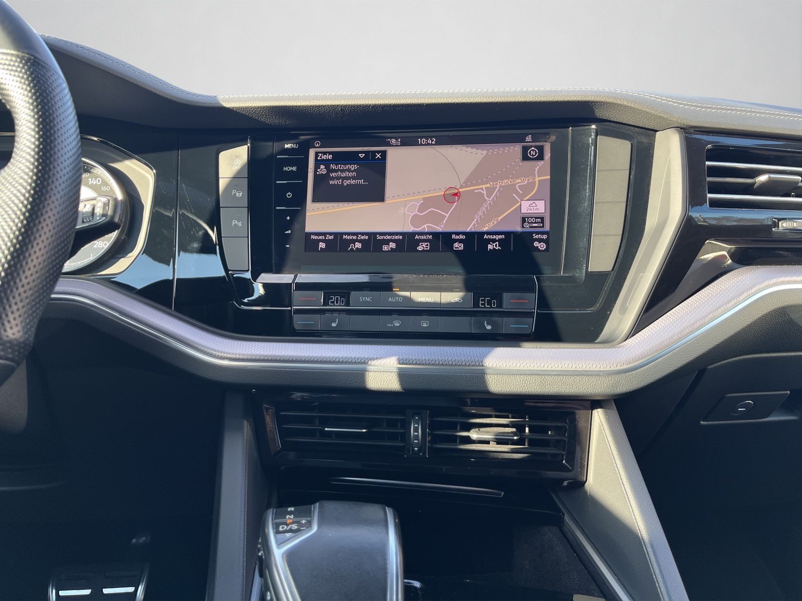 Volkswagen Touareg - Bild 12