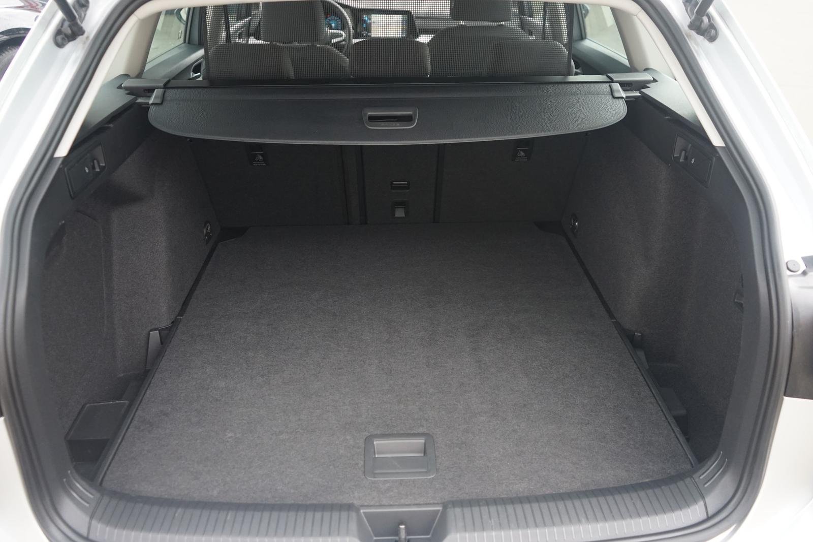 Volkswagen Golf VIII Variant 1.5 eTSI DSG LED Navi ACC AHK, миниатюра 25