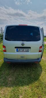 Volkswagen T5 Multivan Startline 1.9l - Volkswagen T5 Multivan mit Diesel-Antrieb: Kleinbus, 1.9