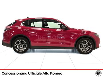 Alfa-Romeo Stelvio - 5