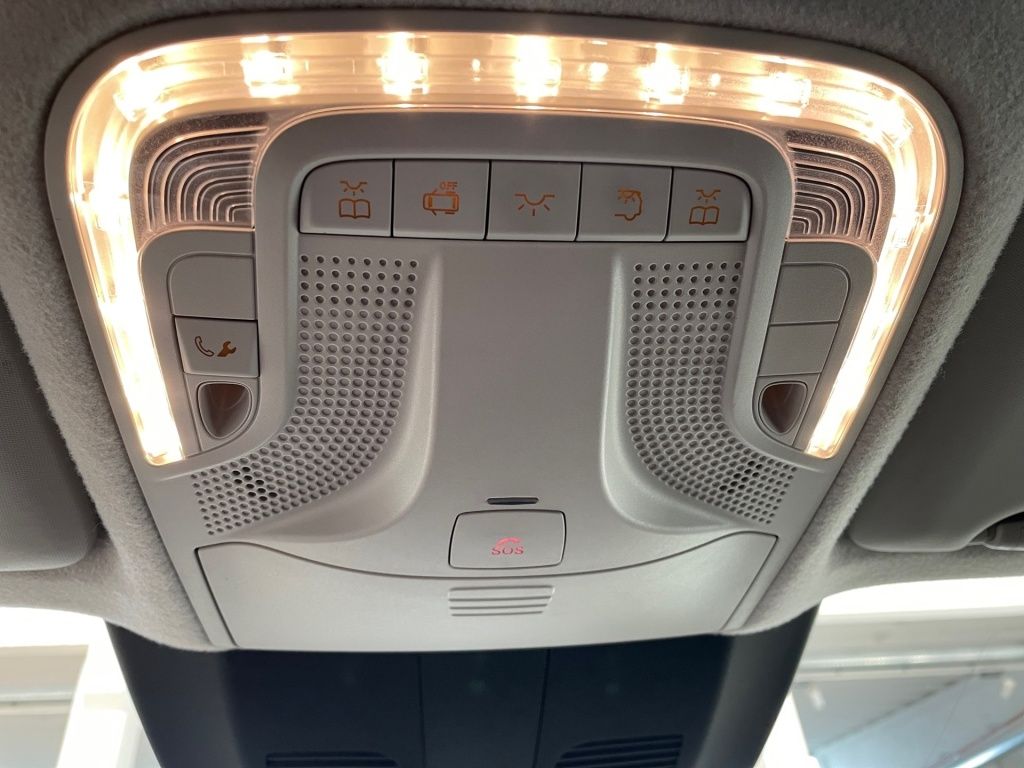 Fahrzeugabbildung Mercedes-Benz Vito 114 Kasten extralang Klima PTS Flügeltüren