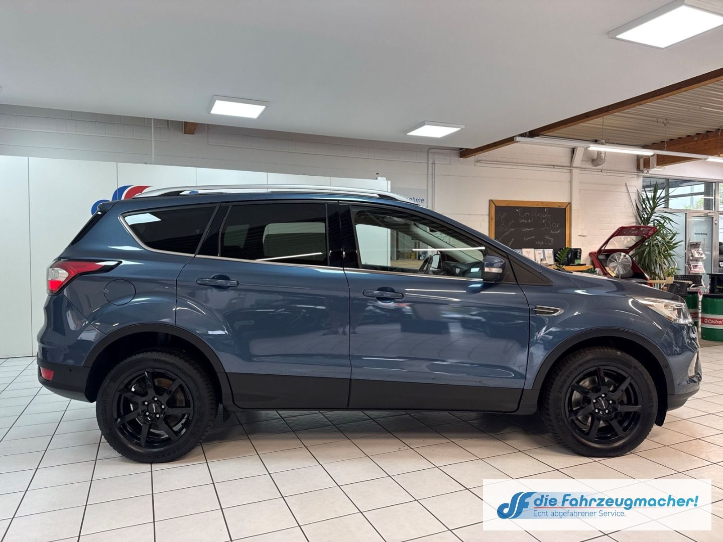Fahrzeugabbildung Ford Kuga Cool & Connect 2.0 TDCi EU6d-T Navi Apple C