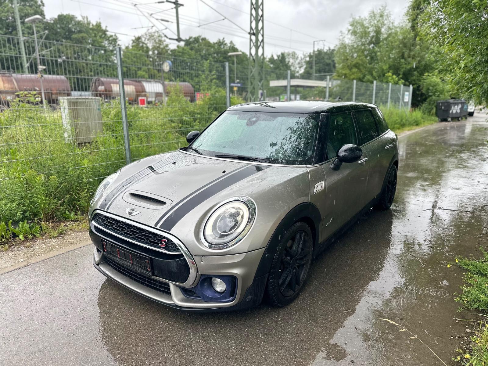 MINI Cooper S Clubman ALL4 JCW Paket