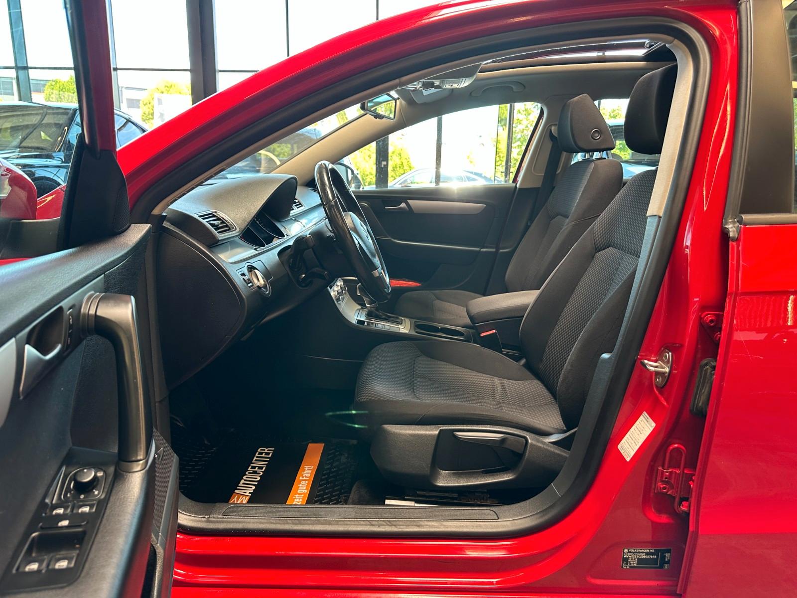 Volkswagen Passat 2012 — photo 40