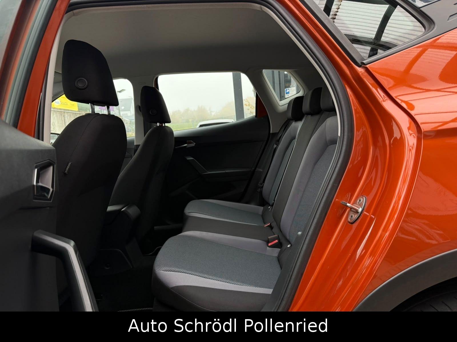 Seat Arona 1.0 TSI Style, LED, Tot-W, Kamera, Navi