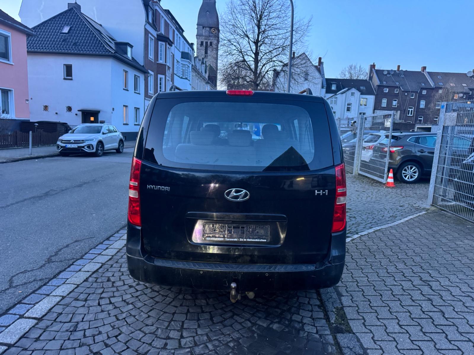 Hyundai H-1,STAREX GRAND STAREX