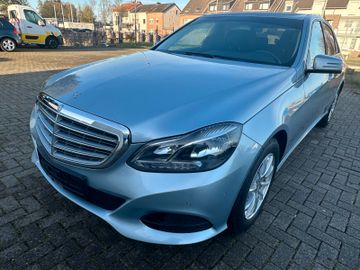 Mercedes E 200 - 2