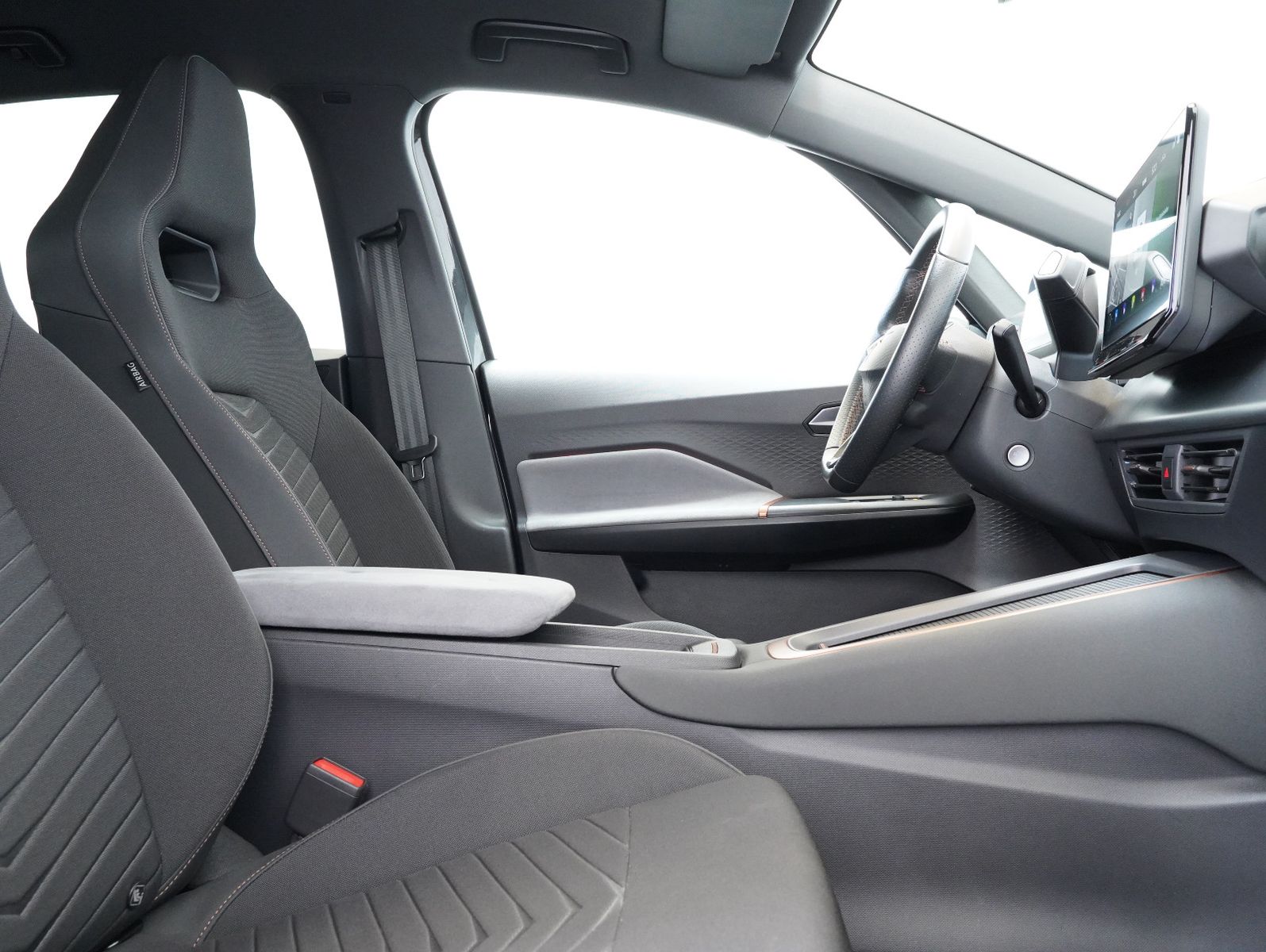 Fahrzeugabbildung CUPRA Born 170KW/82KWH/LED/NAVI/5-SITZER/19"