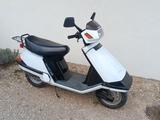 Honda CH80 Elite 80 Spacy 80cc Scooter Automatic - ROLLER 80CC