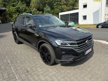 Volkswagen Touareg - 8