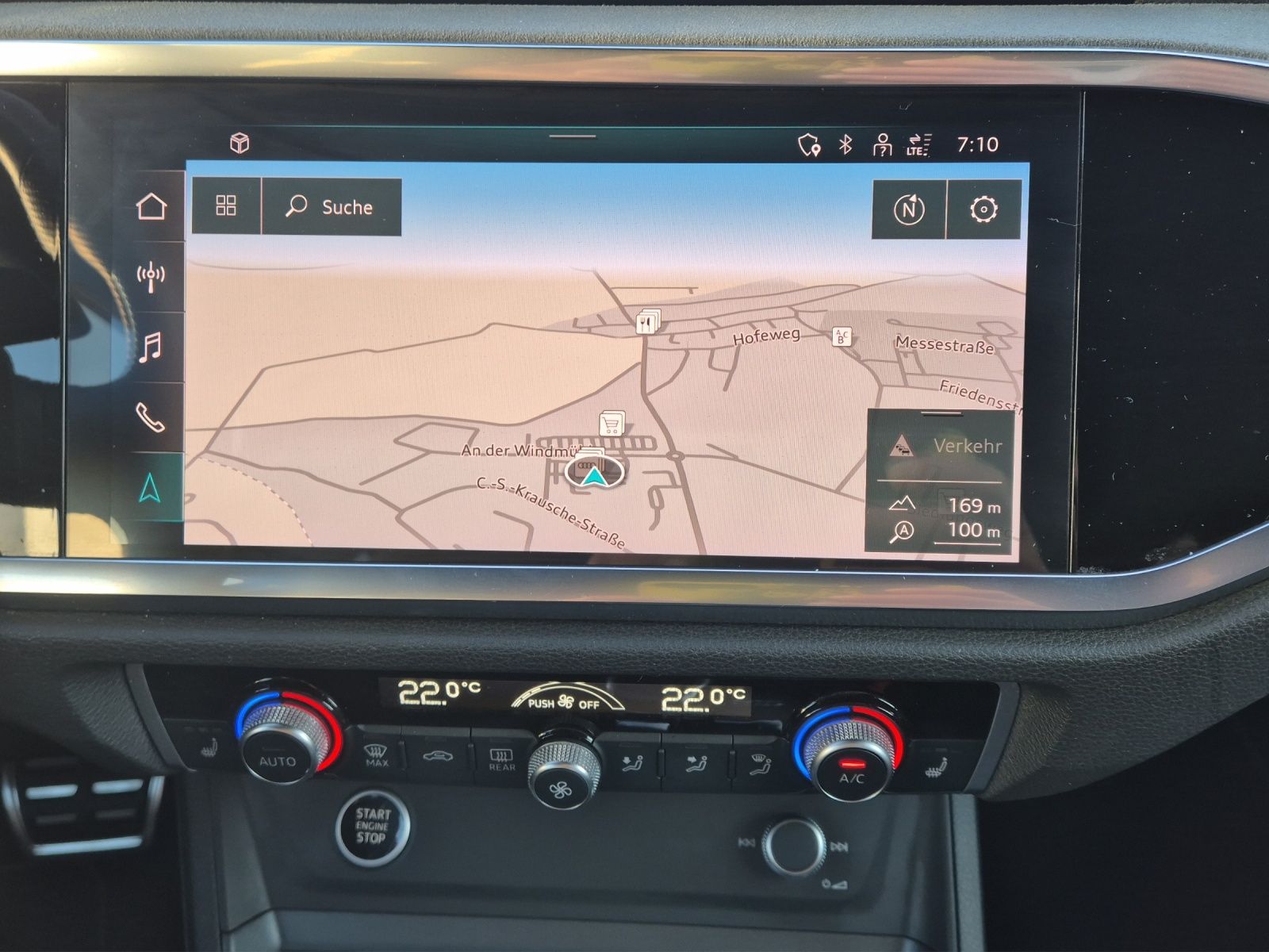 Fahrzeugabbildung Audi Q3 40 TDI quattro S-line S-tronic Matrix Navi AC