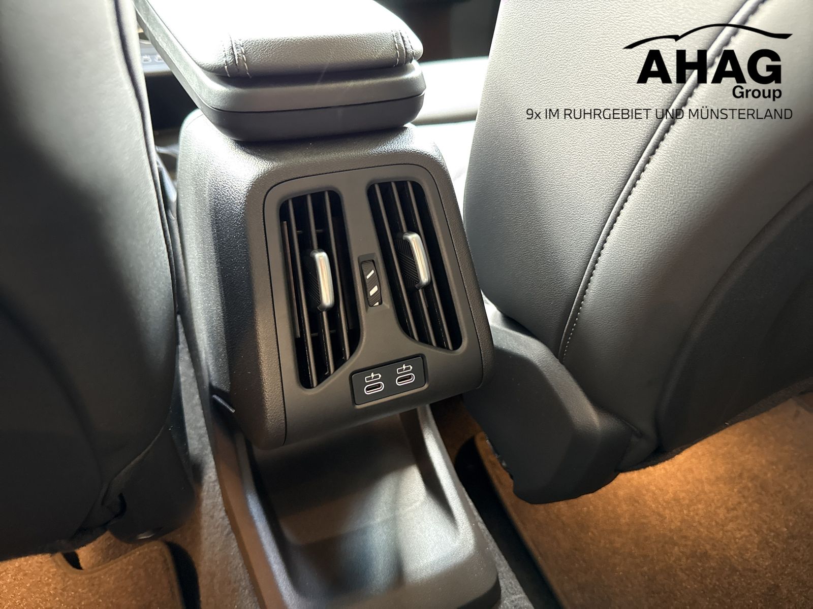 BMW X1 sDrive20i Pano Driv.Ass.Prof. AHK 360° HuD H foto 17