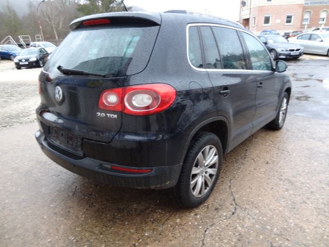 Fahrzeugabbildung Volkswagen Tiguan Sport & Style 4Motion/AHK/2.Hd/Xenon/DSG