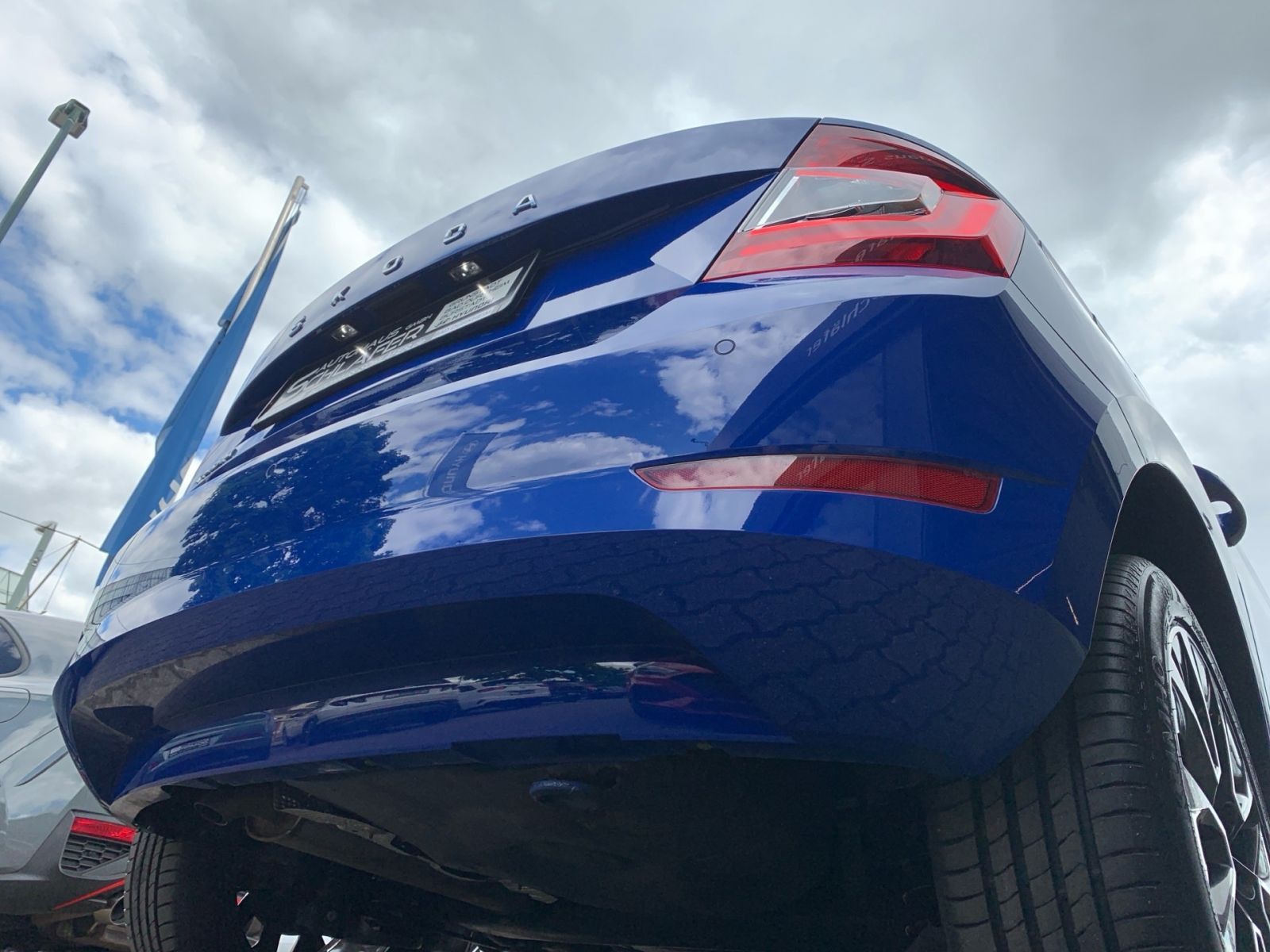 Fahrzeugabbildung SKODA Fabia 1.0 TSI Drive 125 Best of OPF Navi Glasdac