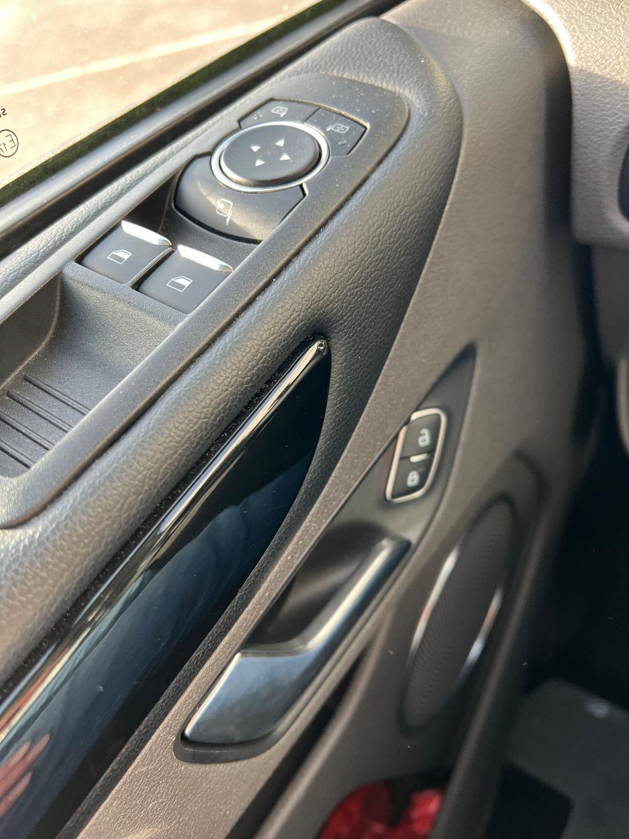 Ford Tourneo Custom 320 L1 Titanum X Navi Xenon E6