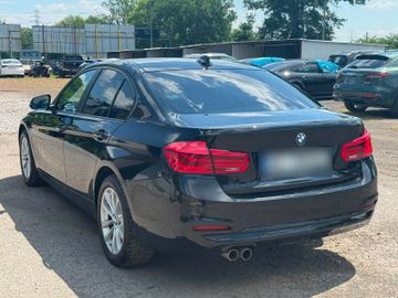 BMW 320 - 12