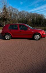 Volkswagen VW Golf 4 IV - Volkswagen Golf aus 2000: Iv