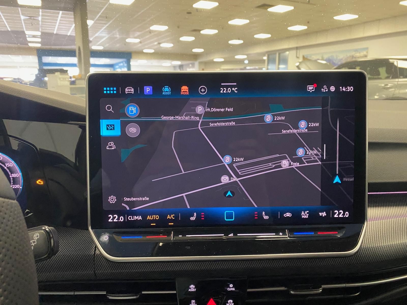 Fahrzeugabbildung Volkswagen Variant 2.0 TSI 4Mot R-Line BlackStyle+AHK+MATRI