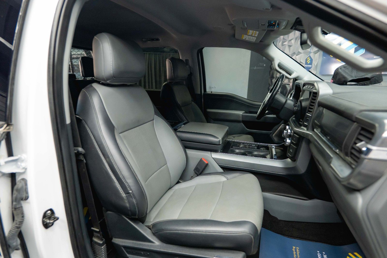 Fahrzeugabbildung Ford F150 5.0 V8 4x4 LARIAT RAPTOR SupCrew *360*B&O*