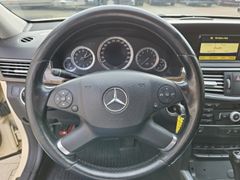Fahrzeugabbildung E 200 NGT BlueEfficiency NGD