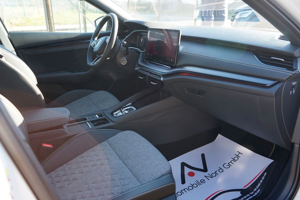 Fahrzeugabbildung SKODA Octavia Combi 2.0 TDI *Sportline Exklusive*