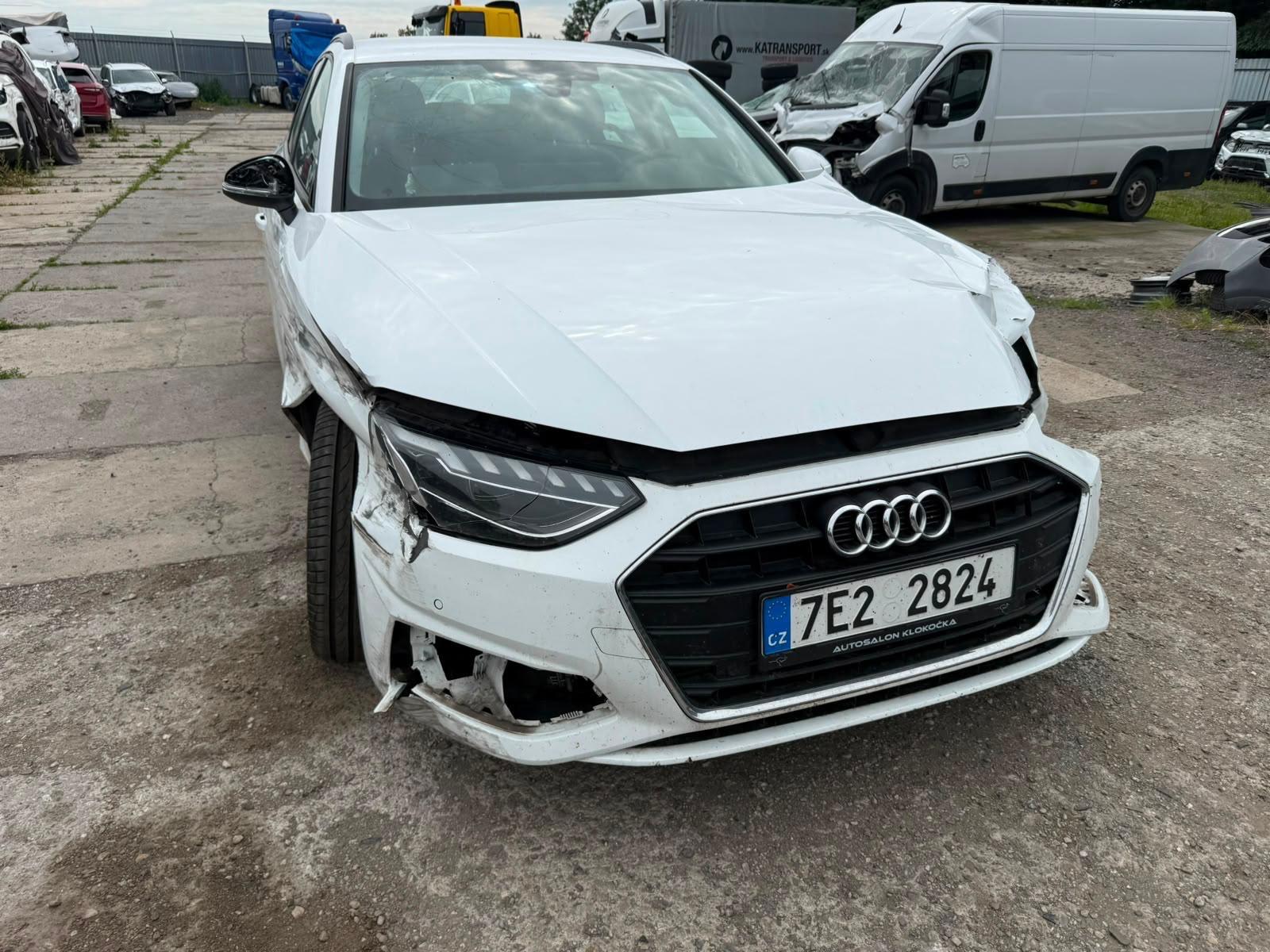 Audi A4 35 TFSI S tronic advanced Avant fahrbereit