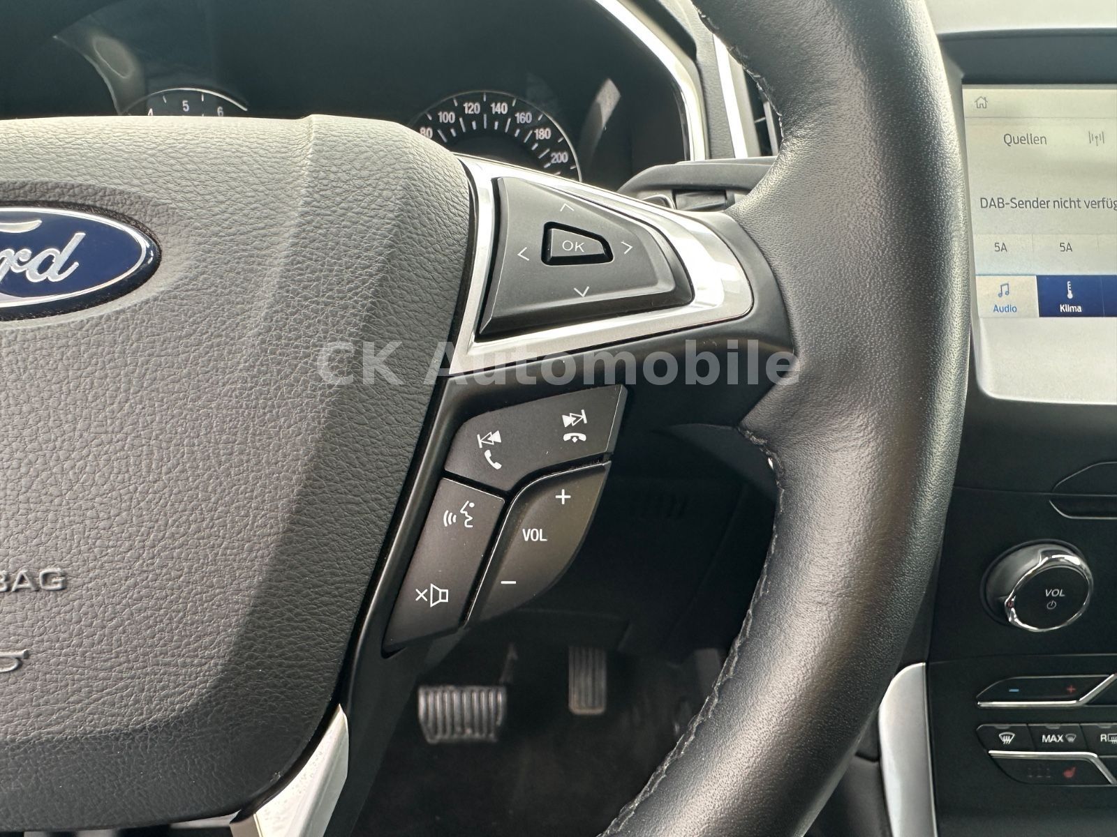 Fahrzeugabbildung Ford S-MAX Titanium 2.0TDCi Autom./Navi/LED/Kam./AHK
