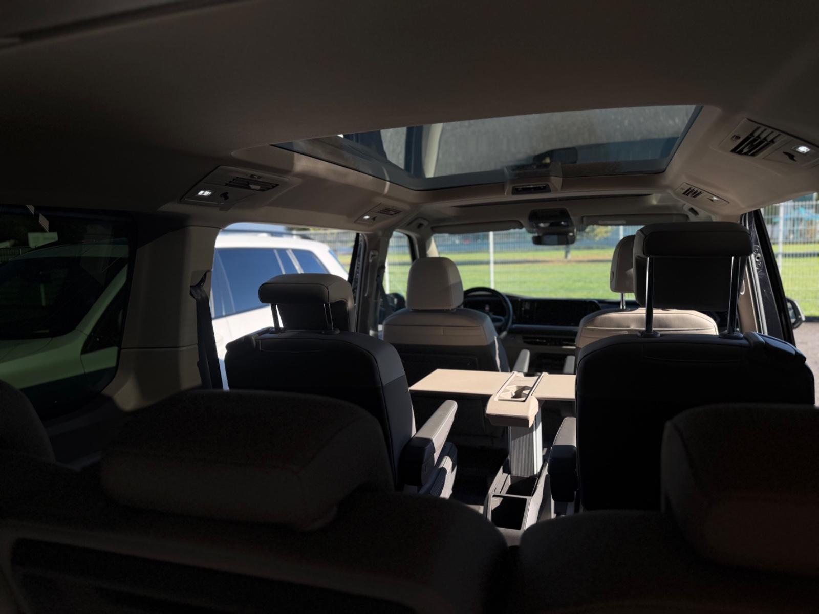 Volkswagen T7 Multivan eHybrid lang Panorama/7Sitze-Voll!